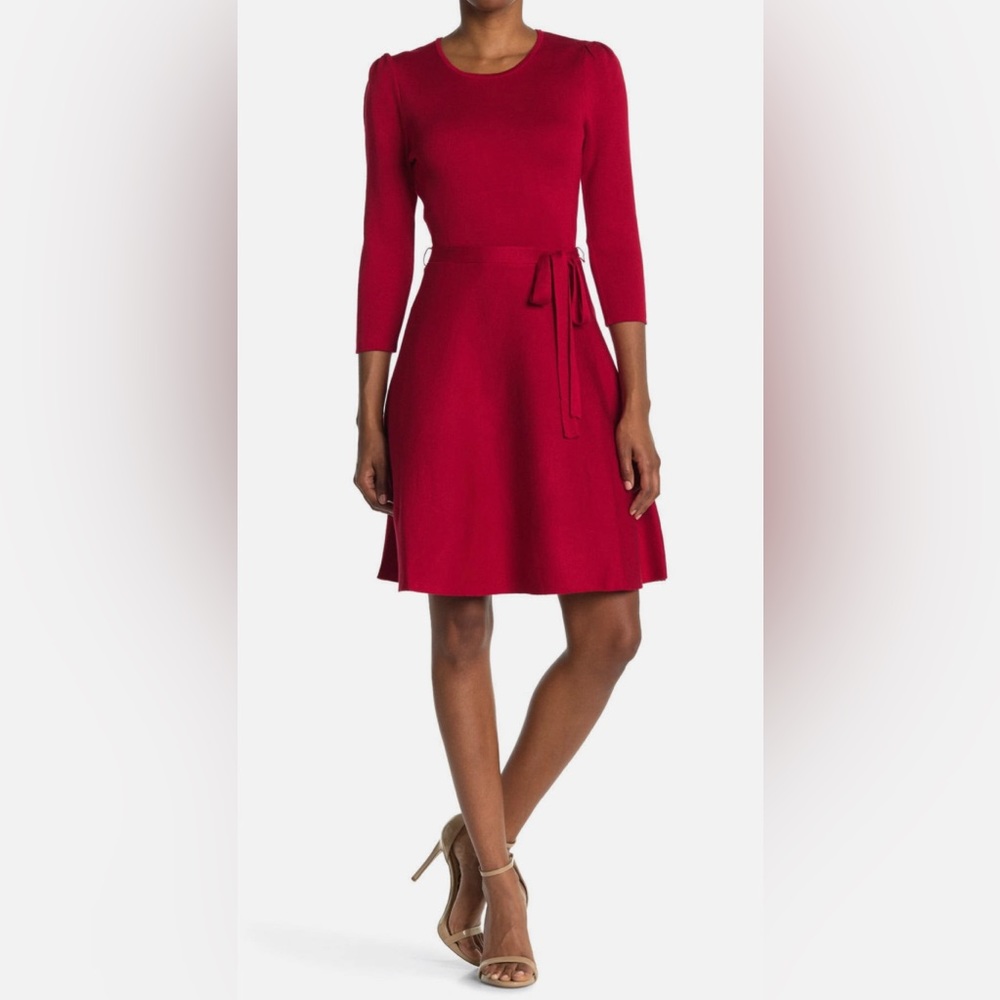 Scarlett red Nina Leonard dress with tie at waist. Size Large